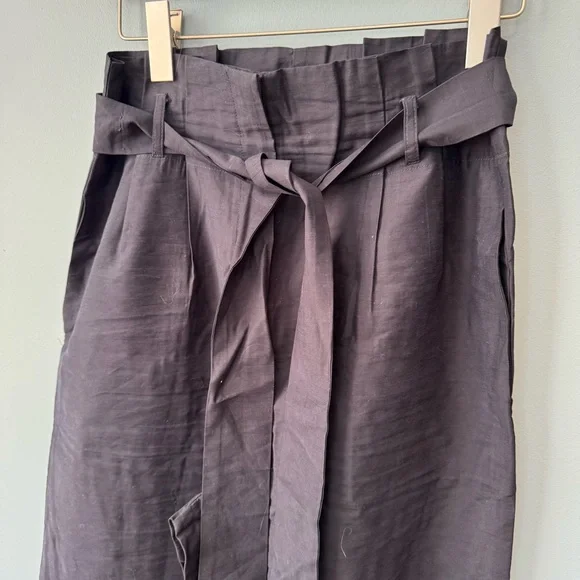 Lost + Wander NWOT Bloody Mary Cropped Belted Wide‎ Leg Pants in Black. Medium